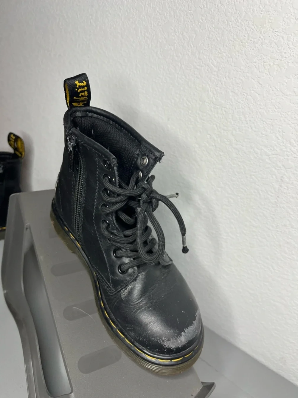 Doc Martens Kids Unisex Punk Combat Boots Grunge Distressed Gothic Military US11